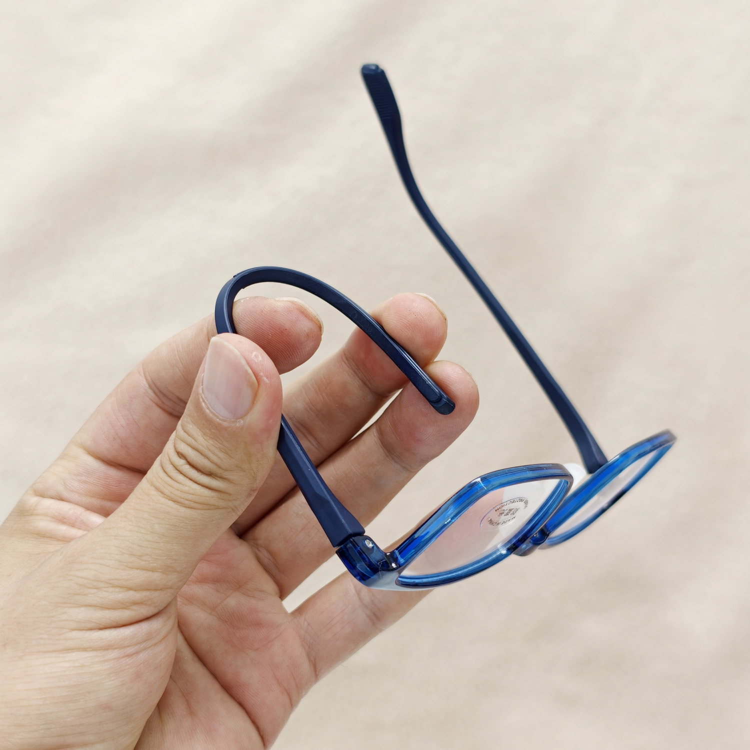 男の子と女の子向けの新しい子供用ブルーライトカットメガネ、防 - Gaming Glasses Blue Light のレビューと価格